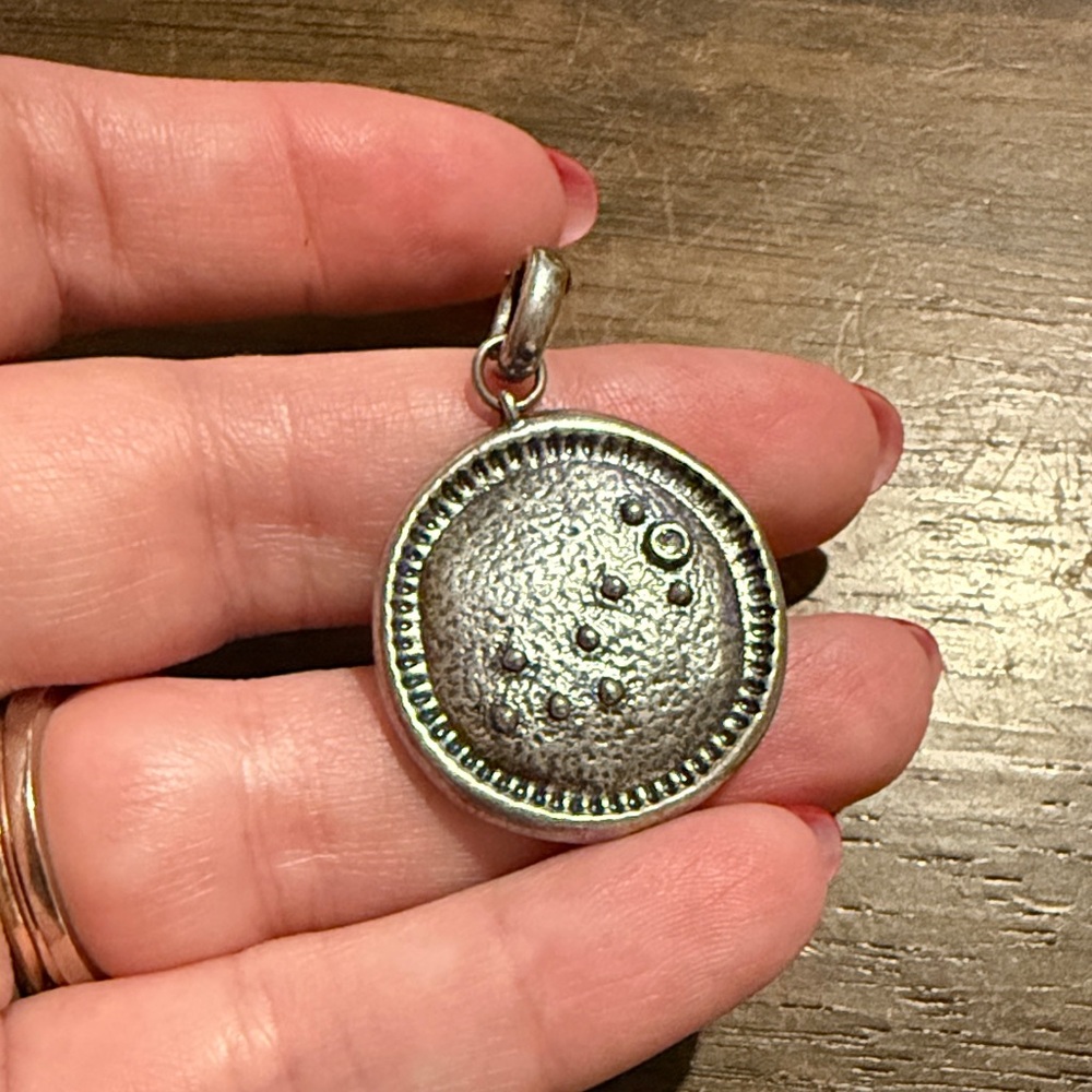 Kendra Scott Color Bar Necklace Charm - Scorpio